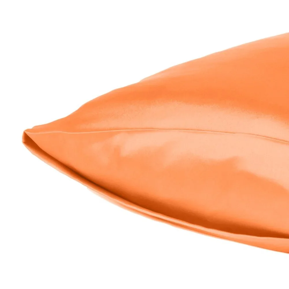 Oussum material satin