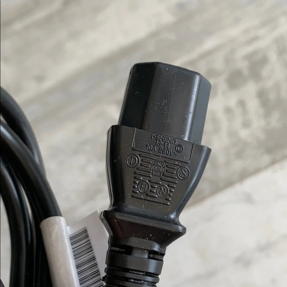 N/A iec travel iemmequ
