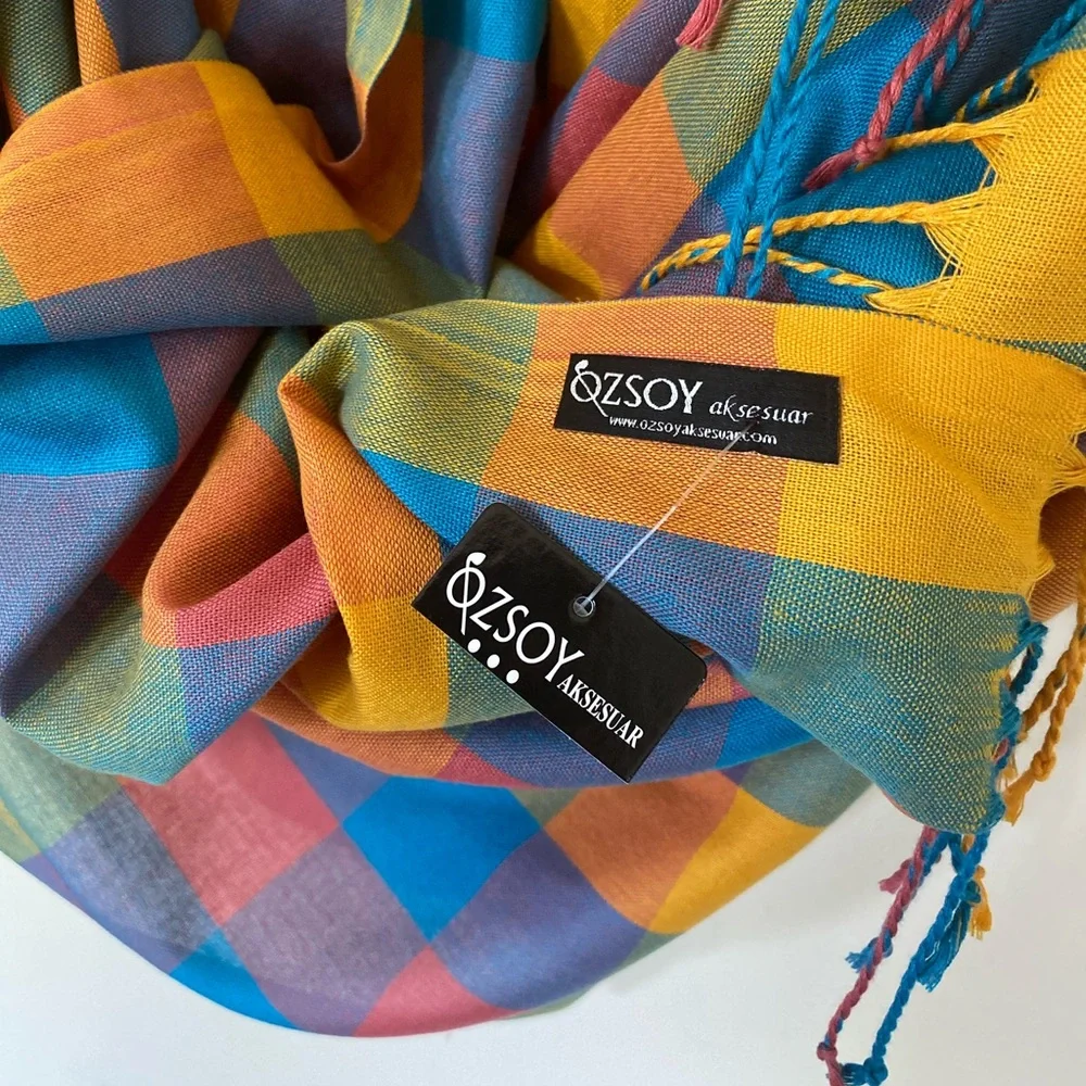 Ozsoy beautiful colorful