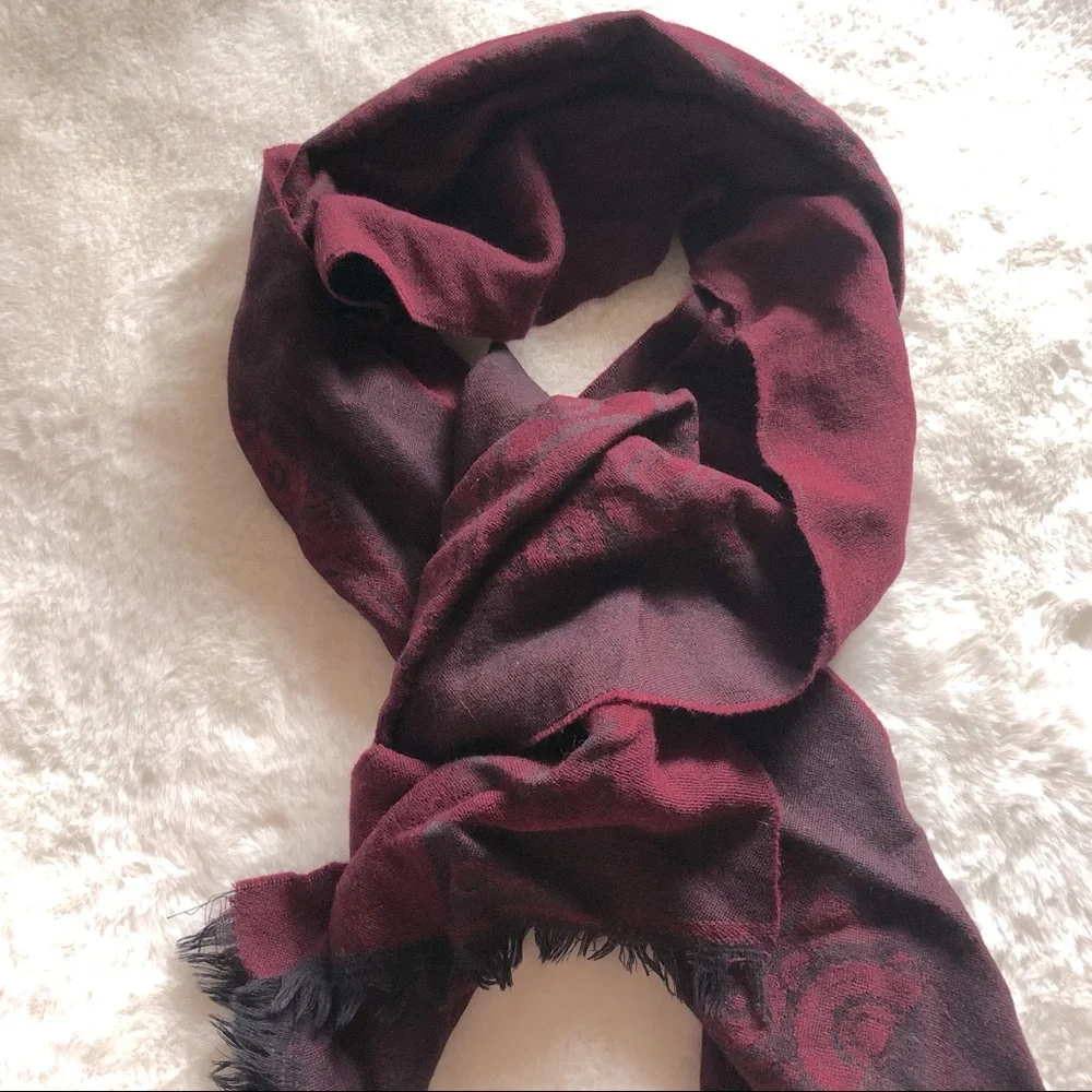Vintage Christian Dior Wool Burgandy Scarf🧣