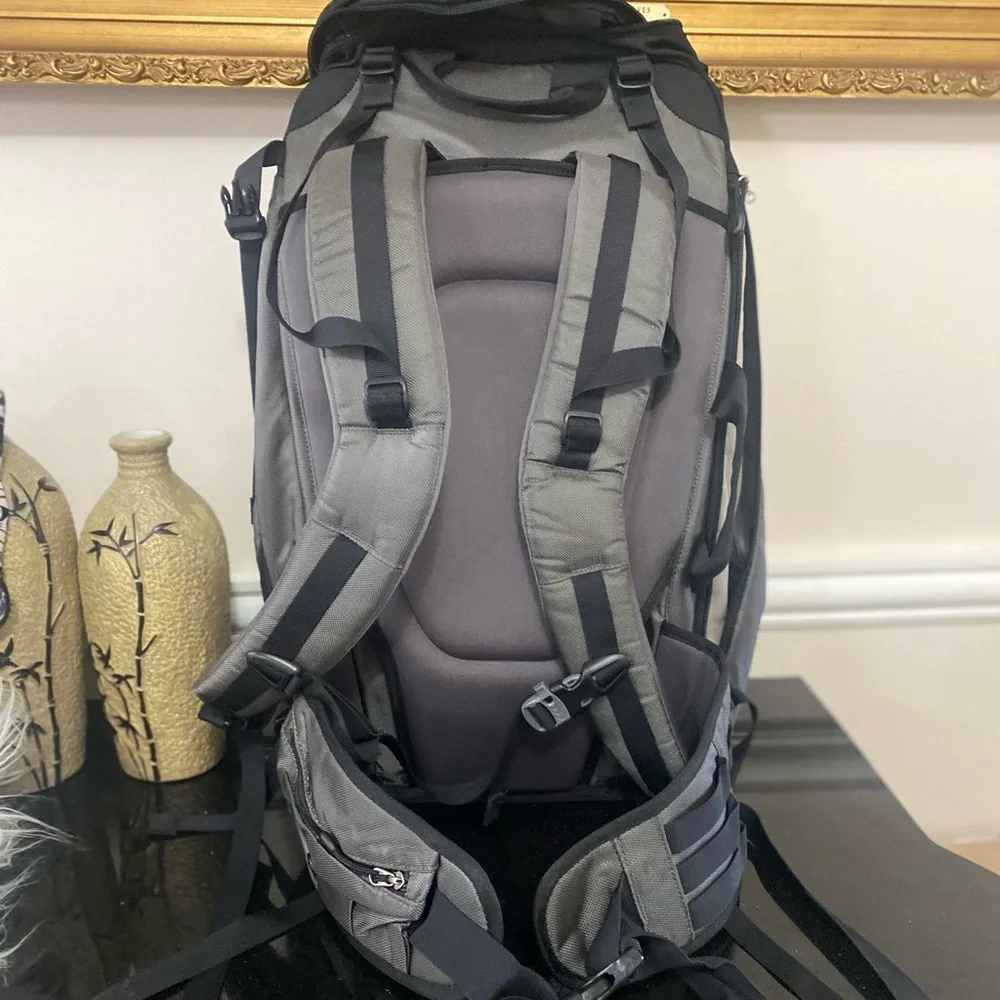 REI brand organize