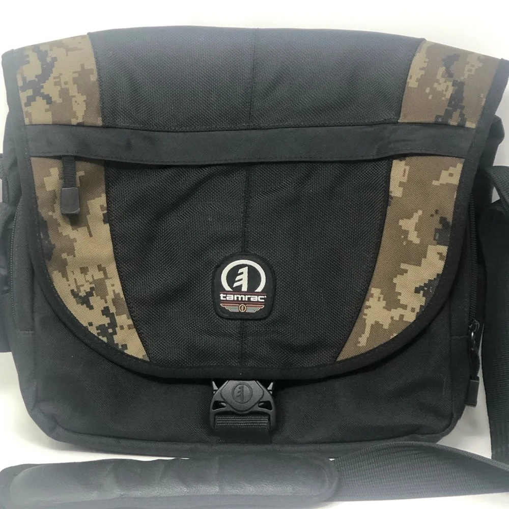 Tamrac padded main