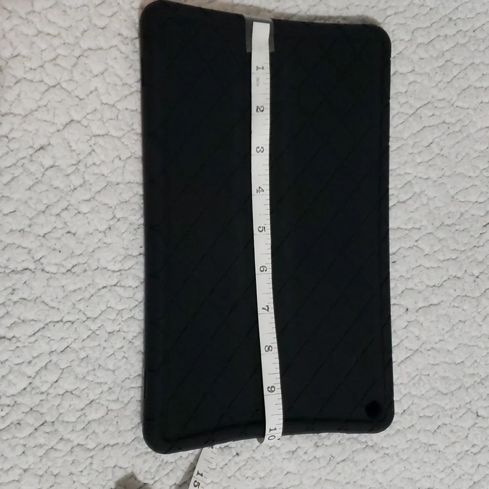 Roscea open black