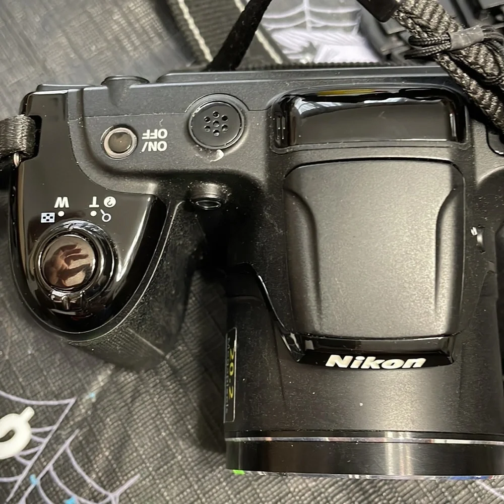 Nikon used few
