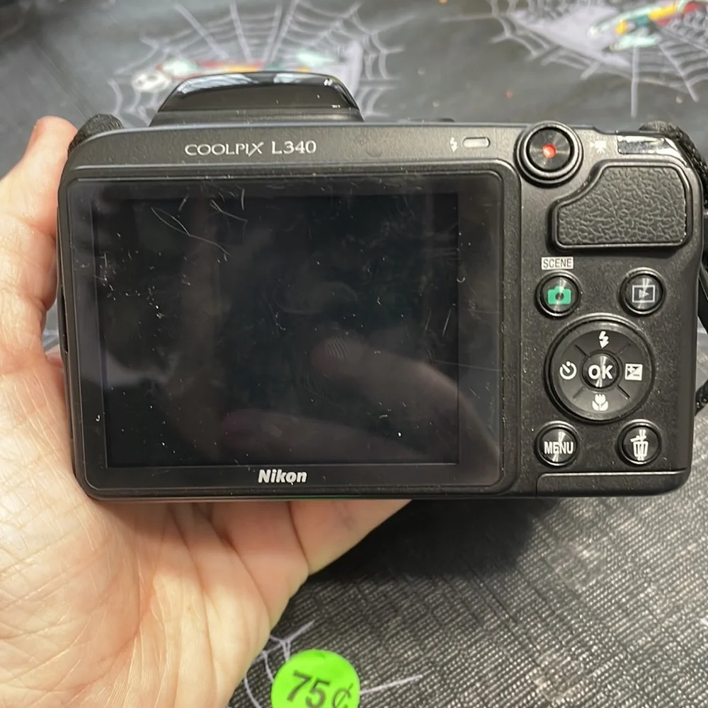Nikon used few