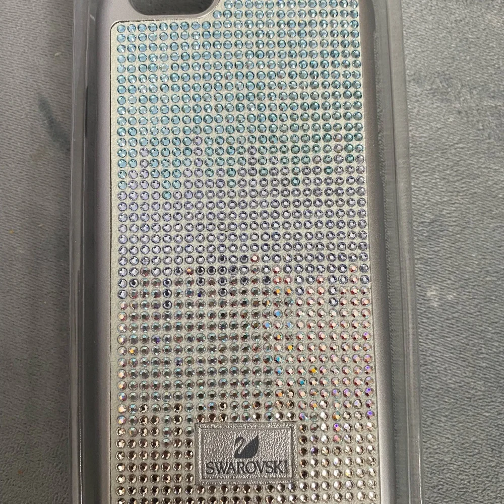 swarovski iphone