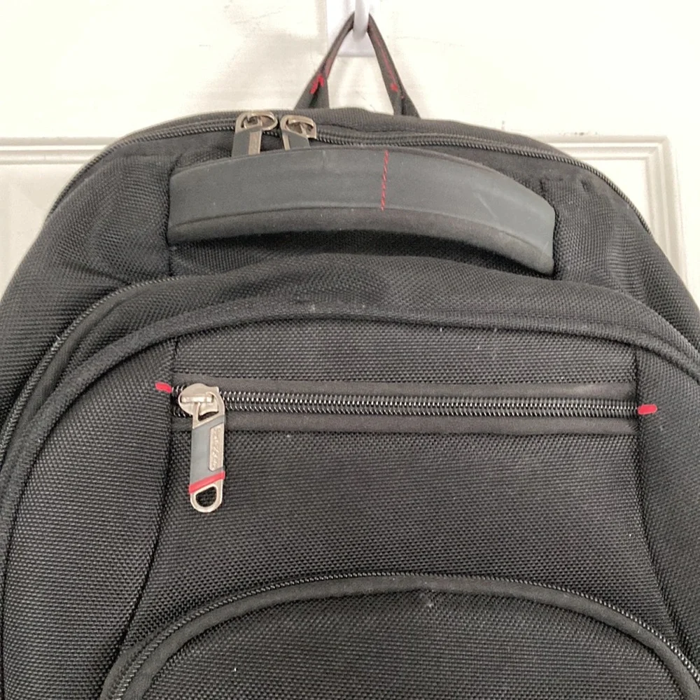 Samsonite smoke pet