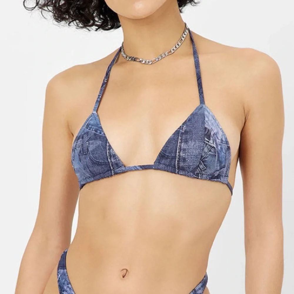 Frankie’s bikinis Phillipa Triangle Bikini Top