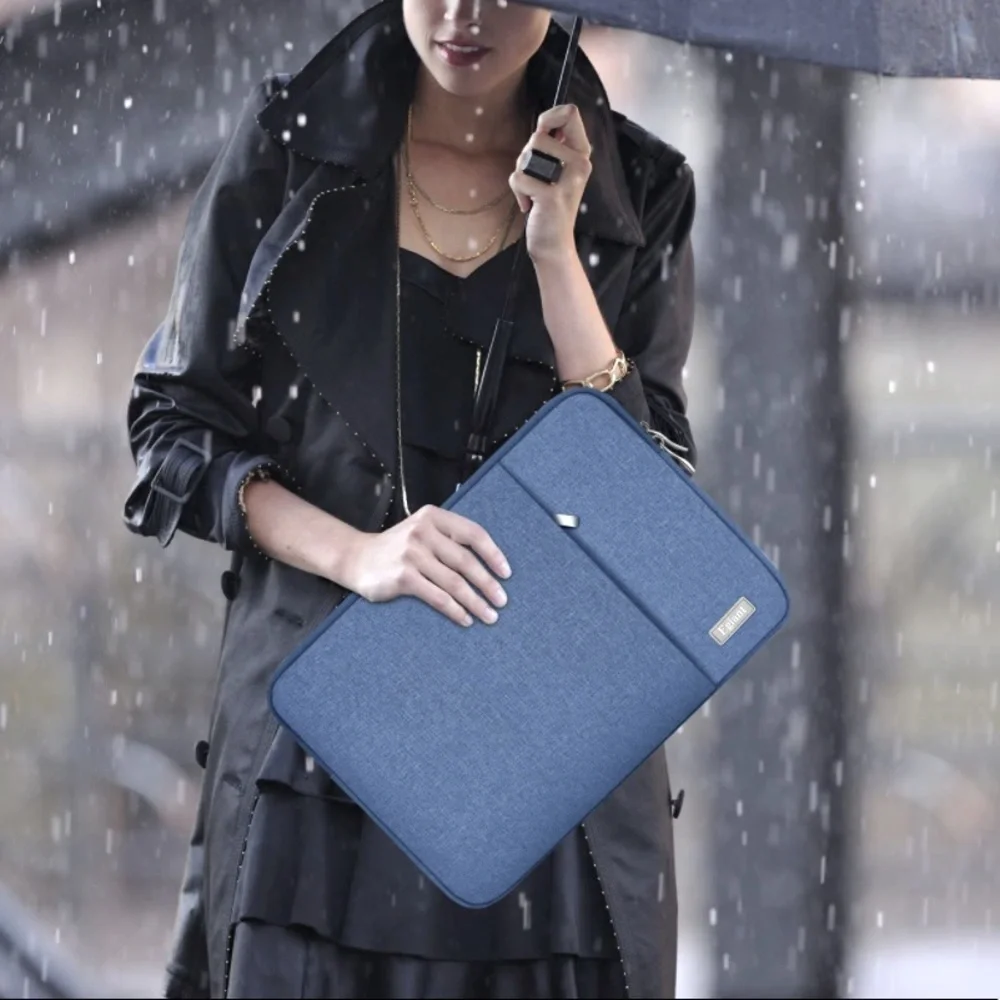 Mac ,Notebook Bag Case with accessories