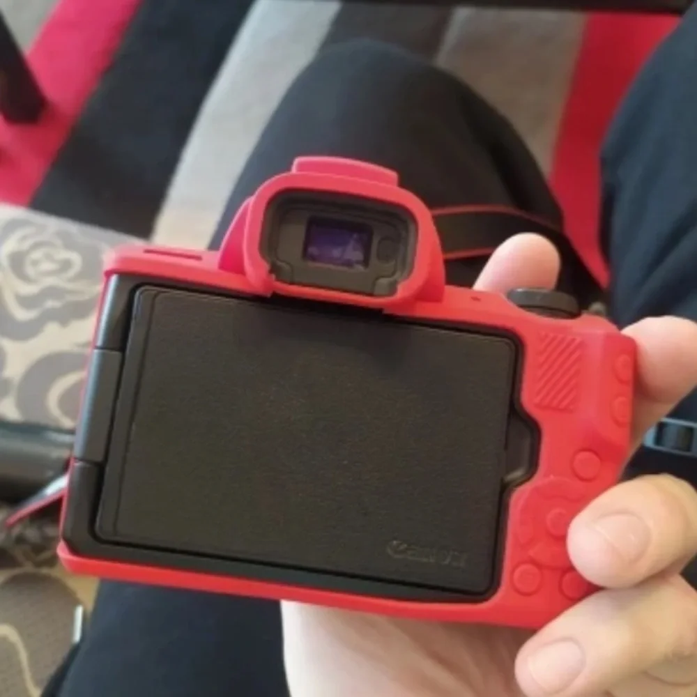 Canon silicone camera