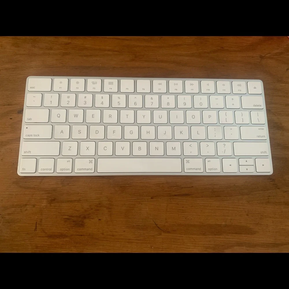 Apple Wireless Keyboard A1644