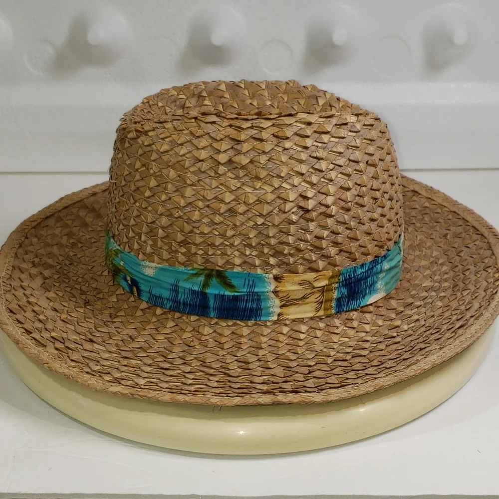 Straw Hat Size M/ LG