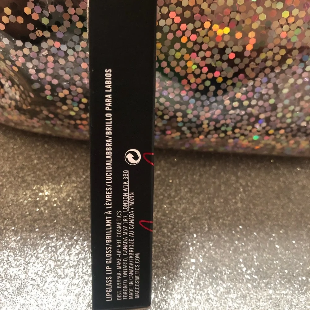MAC Cosmetics brand new