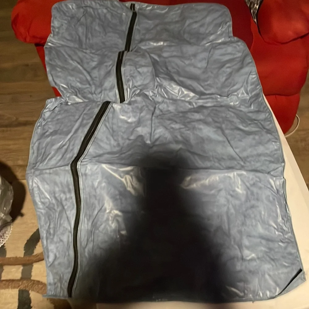 None excellent garment