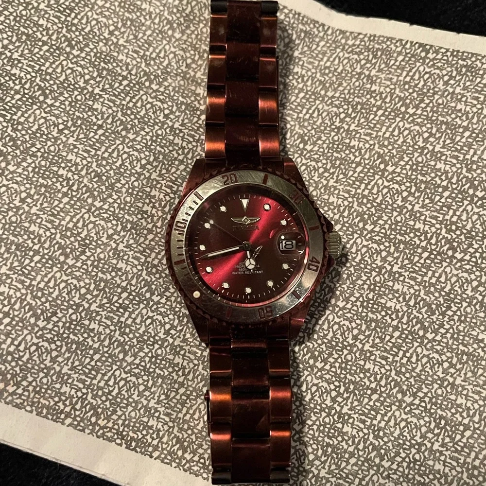 N/A invictia watches