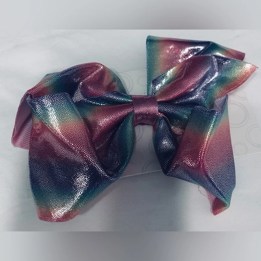 Girl’s mermaid bright clip Bow. Purple