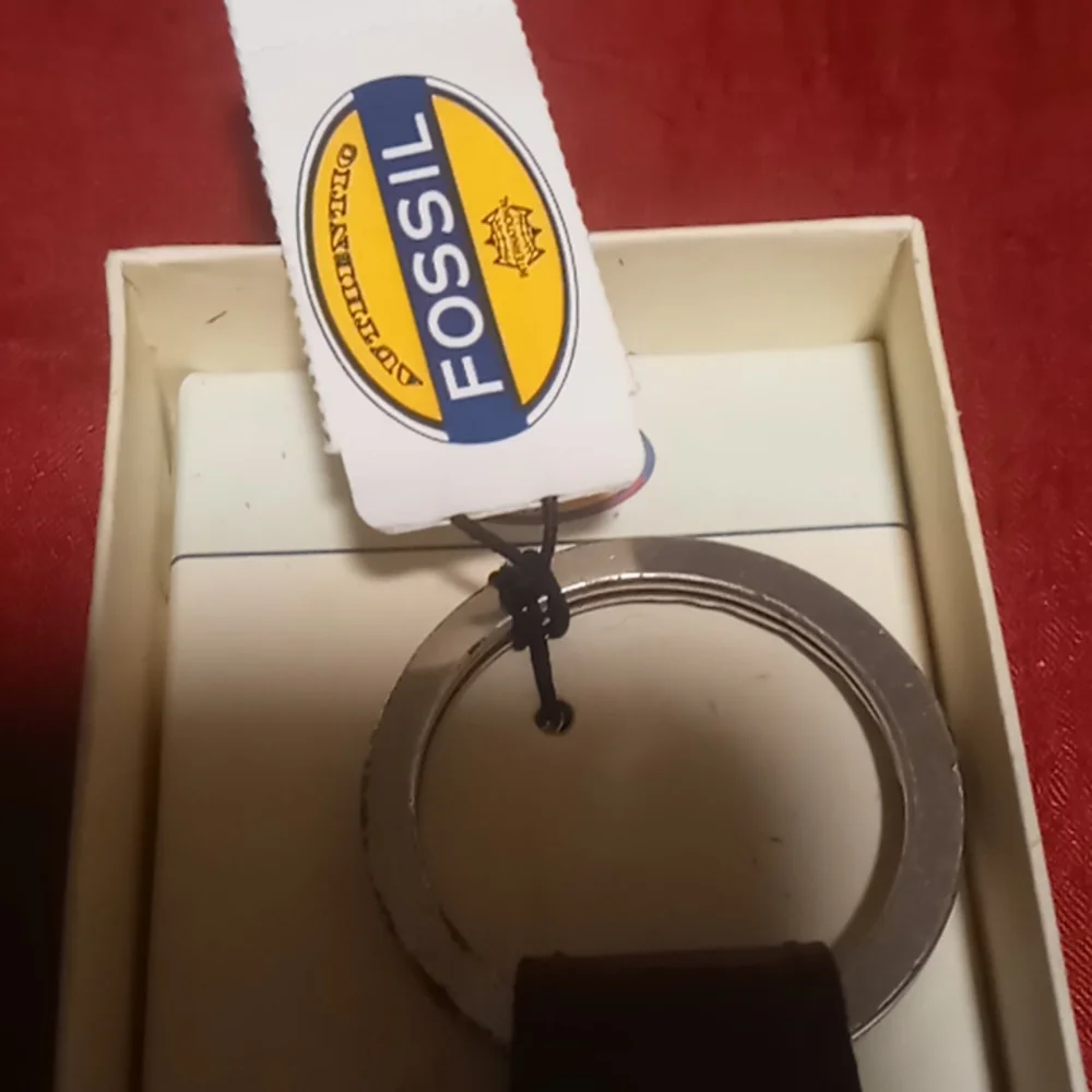 Fossil genuine leather