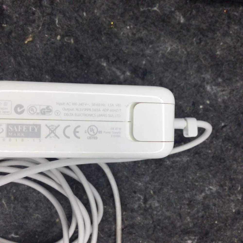 Apple original 60w