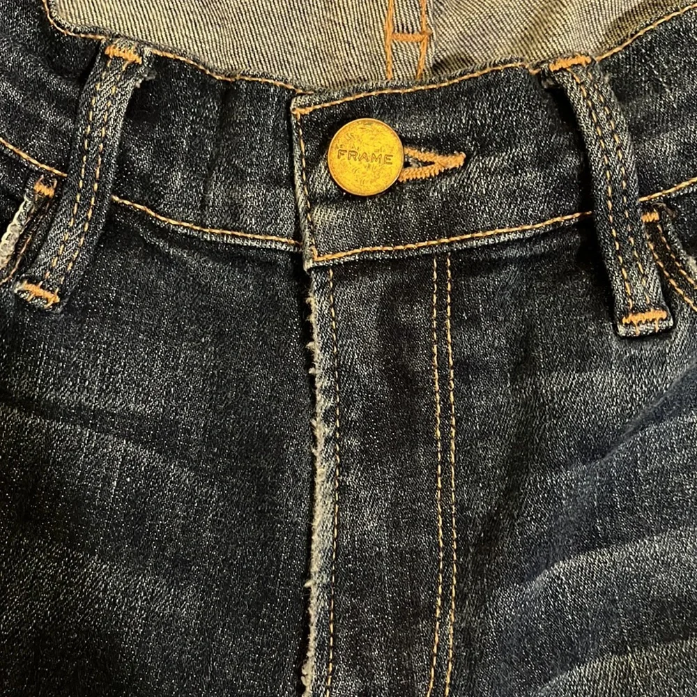 distressed skinny