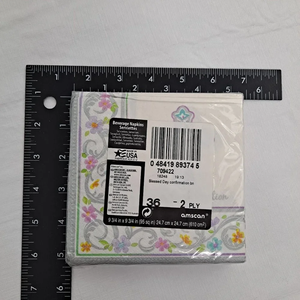Unbranded easter napkins