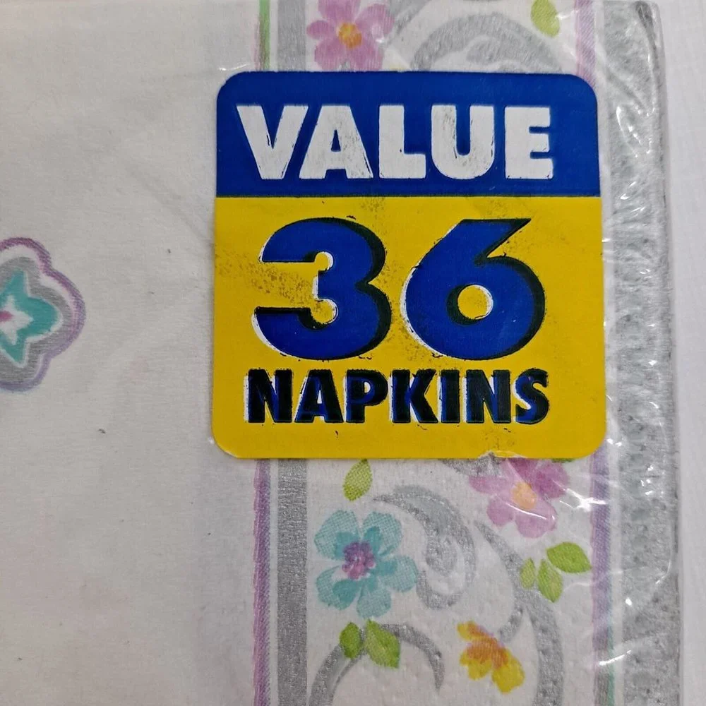 Unbranded easter napkins