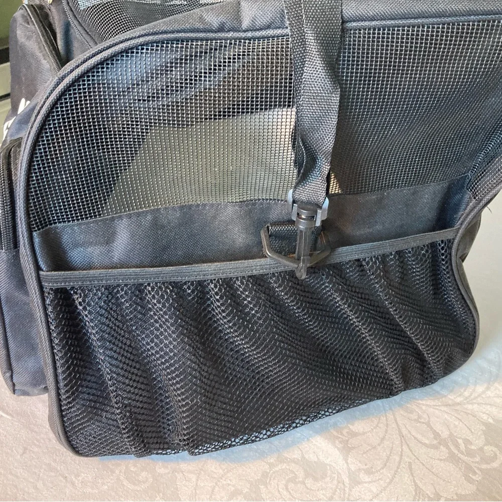 PET CARRIER MULTI POCKET MESH OVER SHOULDER STRAP