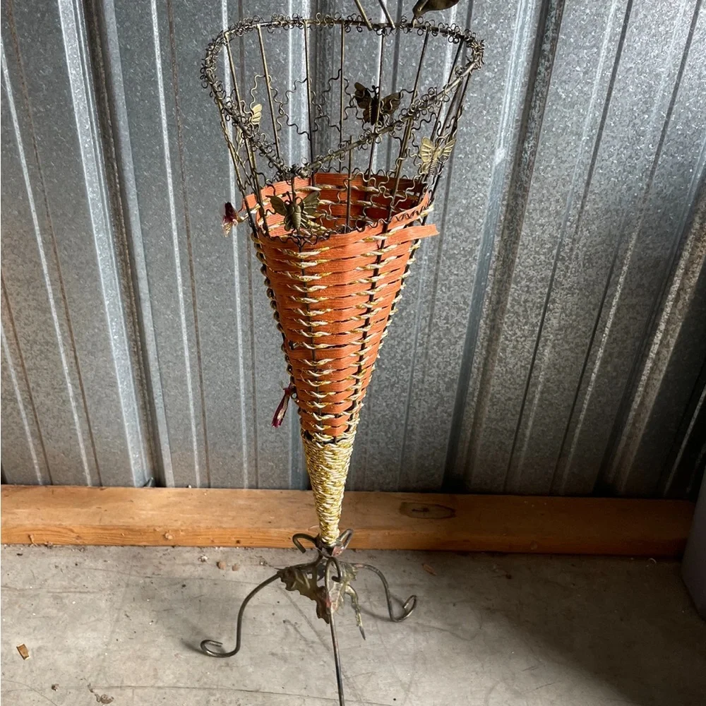 Vintage Flower / Umbrella Floor Steel Vase Stand