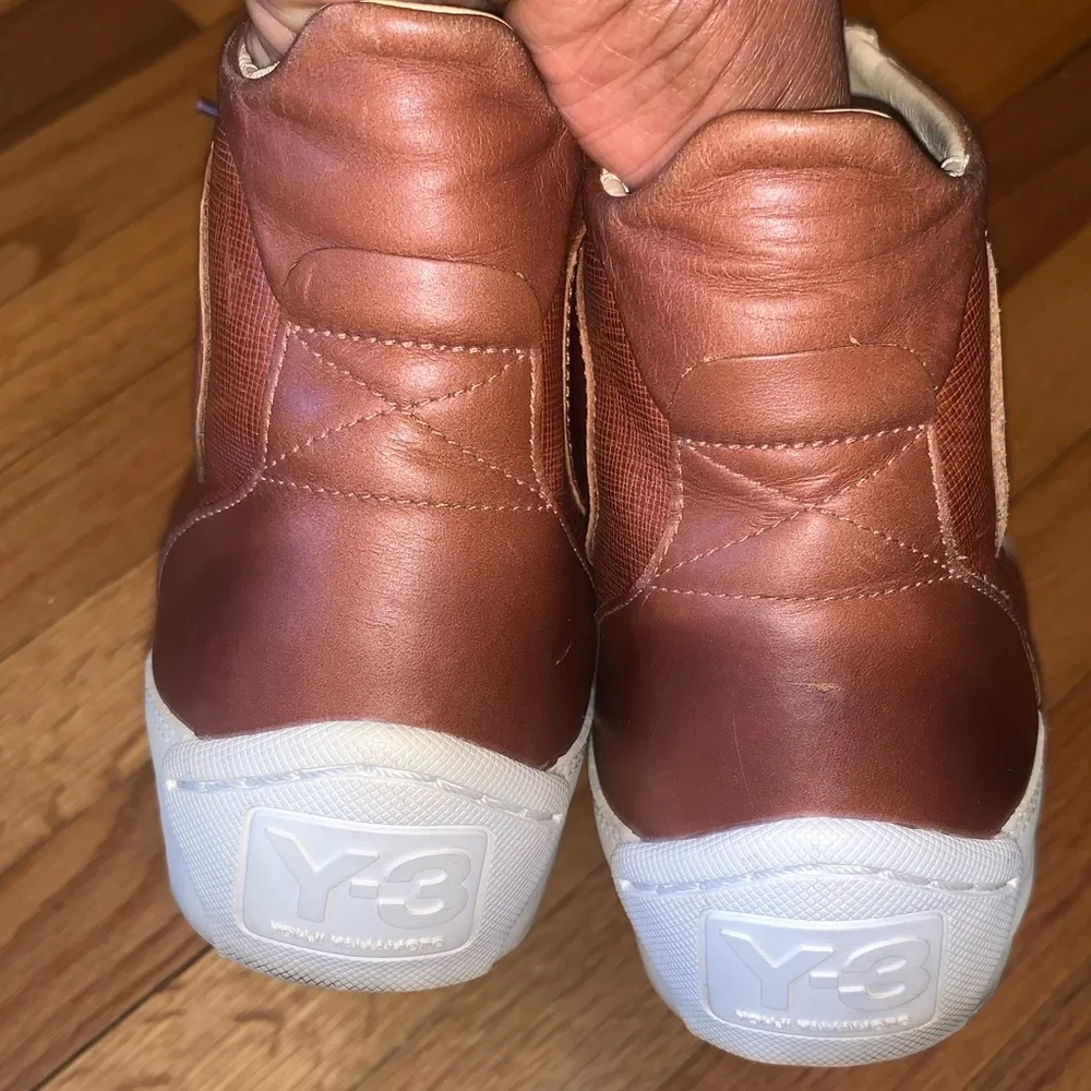 Y-3 men’s size