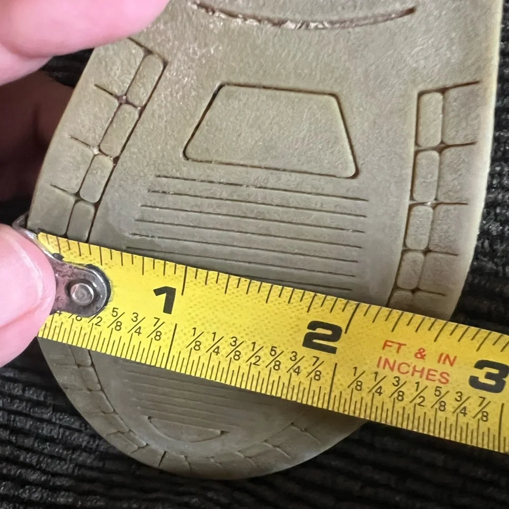 Crazy 8 boot size