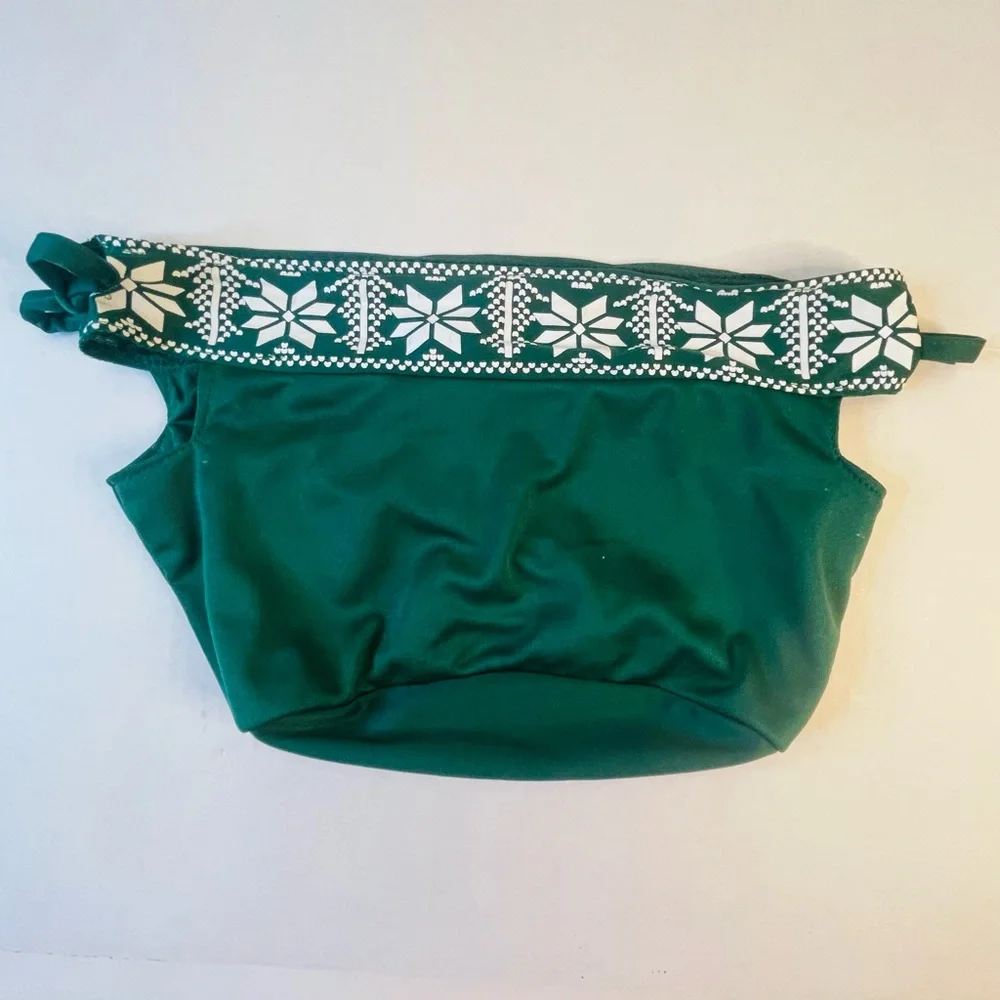 White Wicker Basket with Removable Green Cloth Snowflake Trimmed Lining