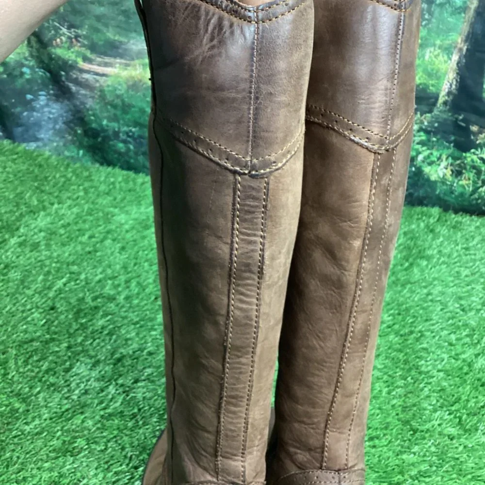 Born 36 leather