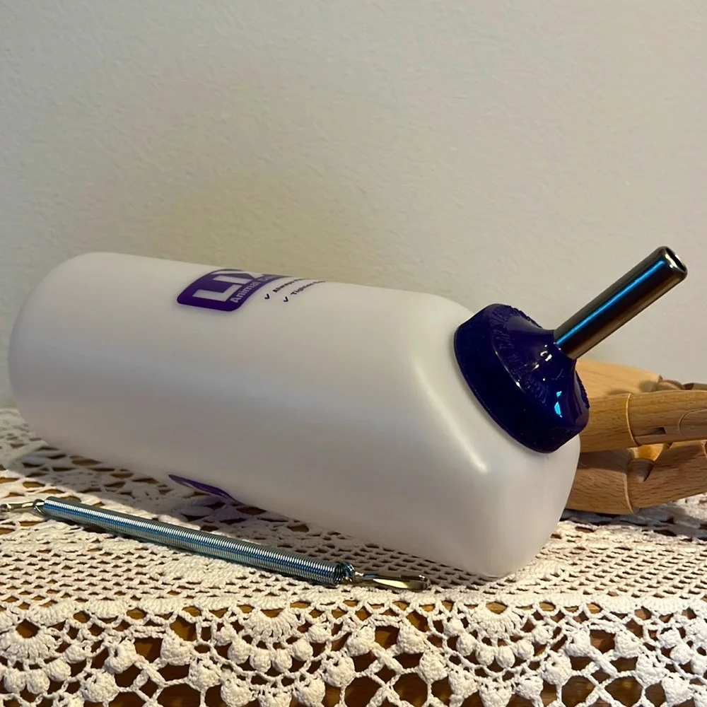 Lixit rabbit water