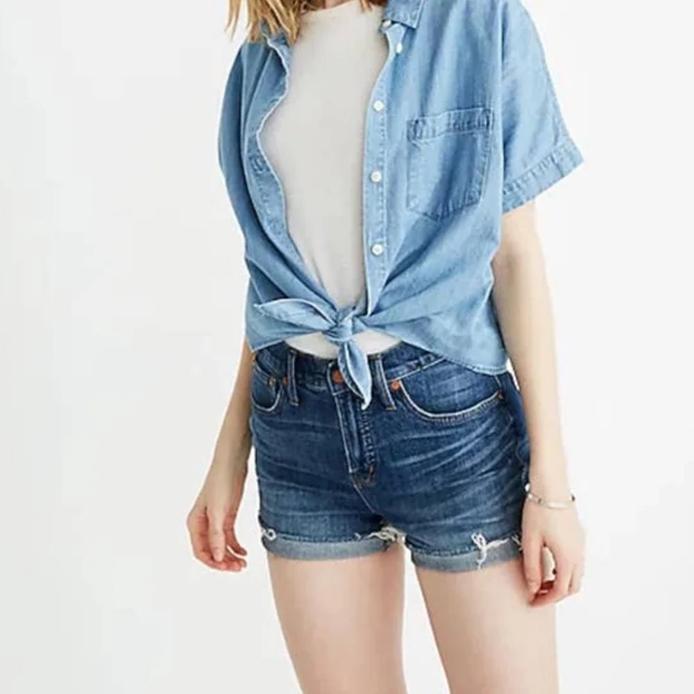 Madewell high rise denim shorts in Glenoaks wash