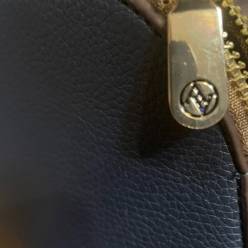 domed bag