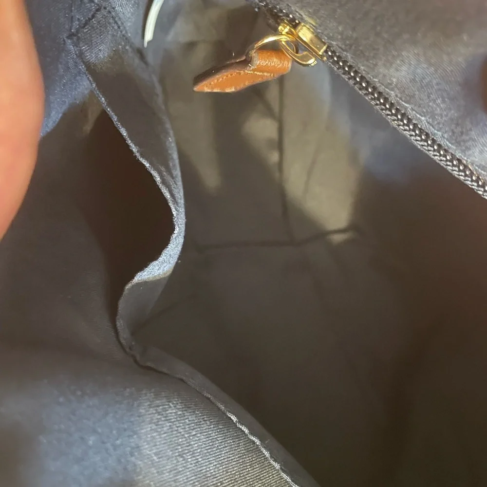 domed bag