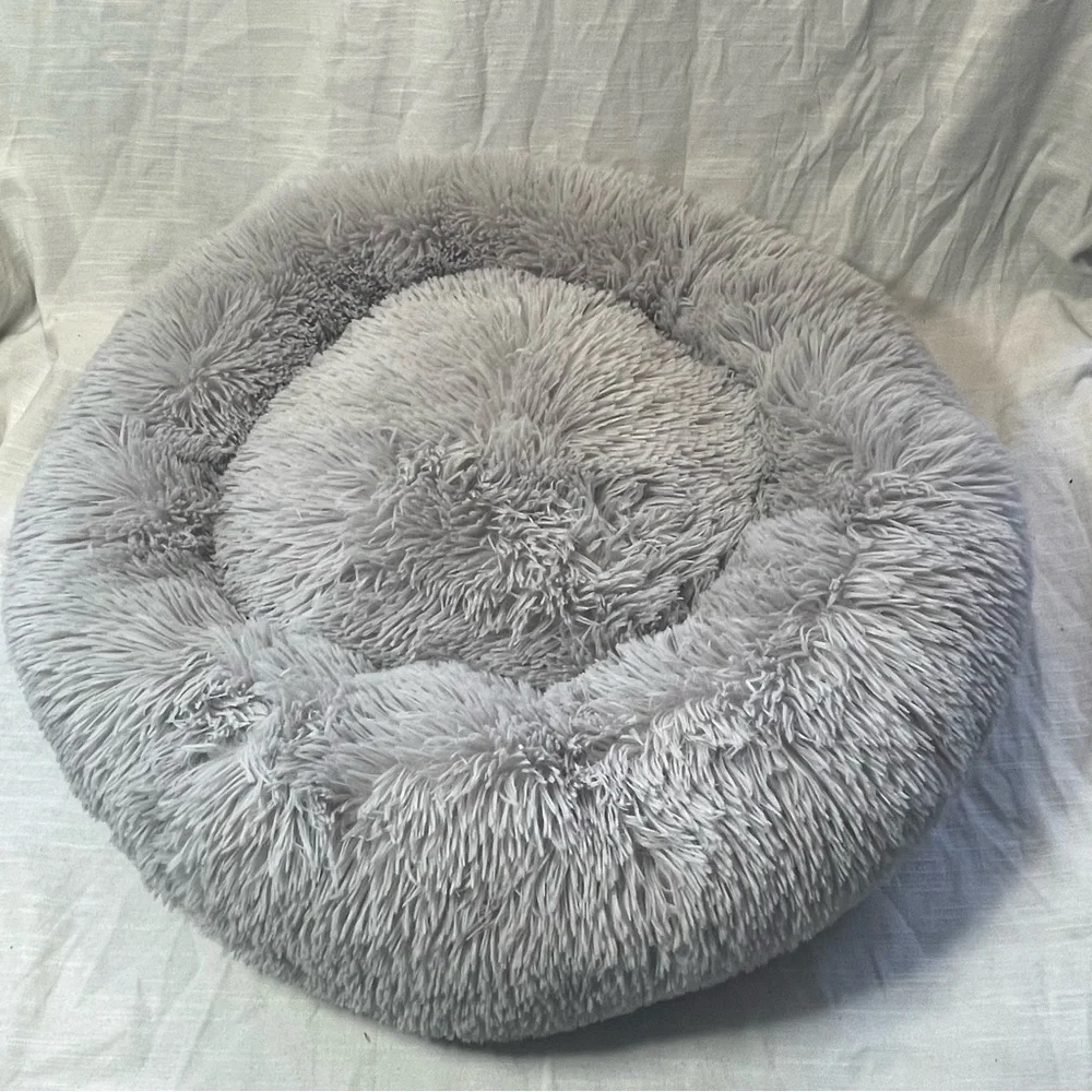 N/A 24” fluffy