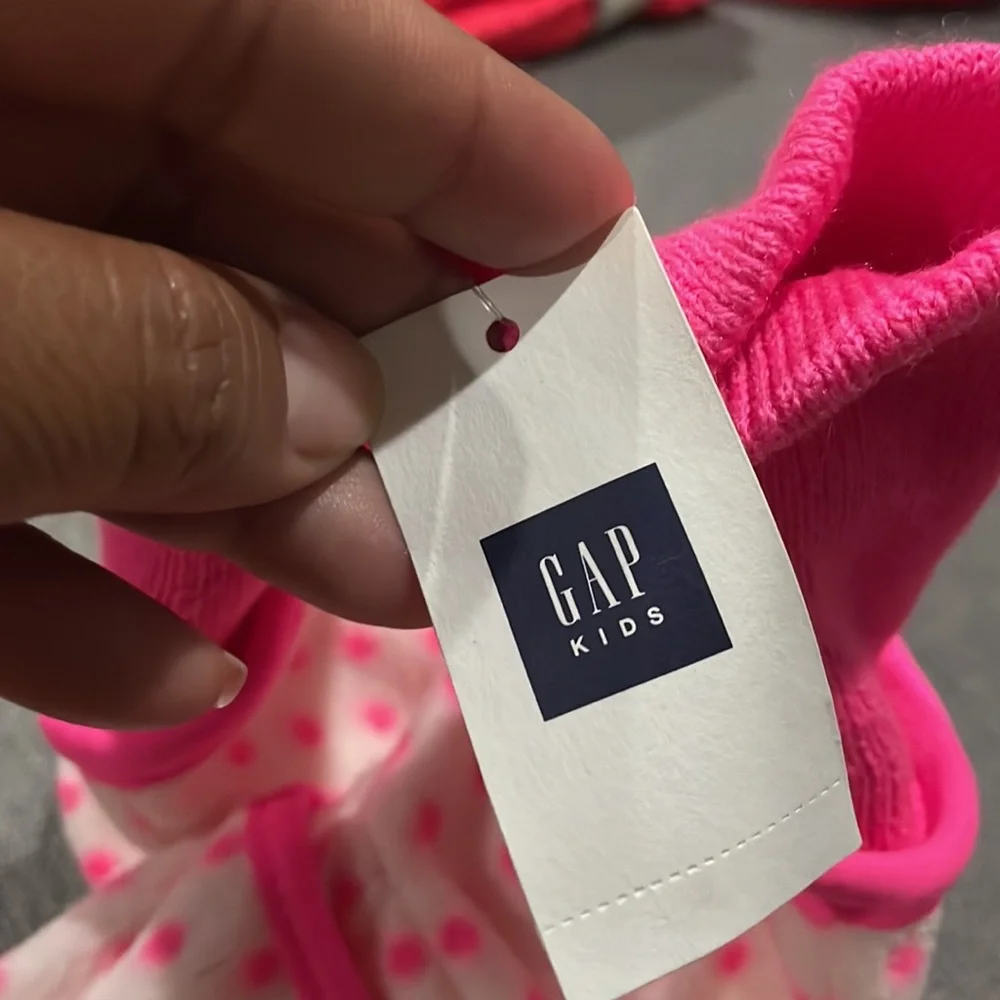 GAP kids hot