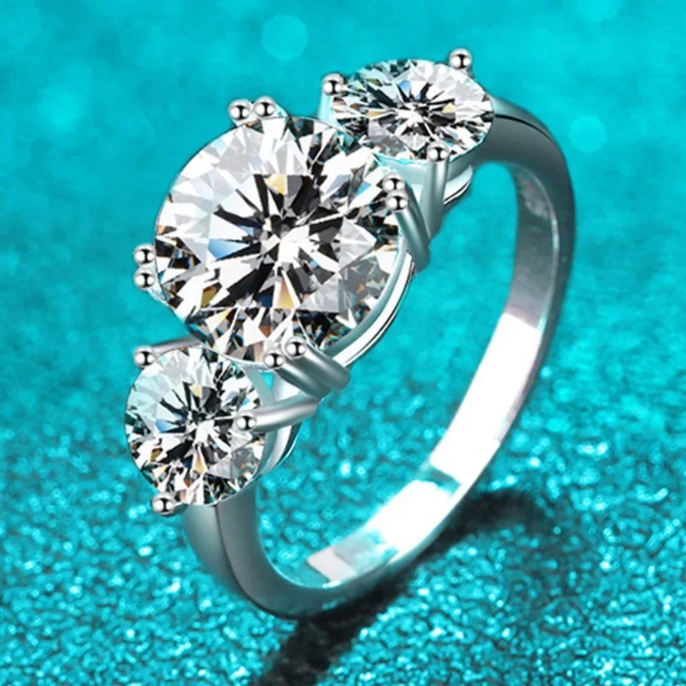 Certified 4ct. t.w. Moissanite Diamond 3 Stone Wedding Engagement Ring NEW