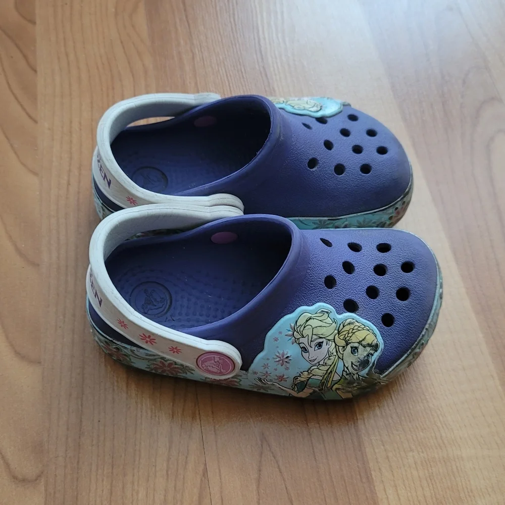CROCS disney toddler