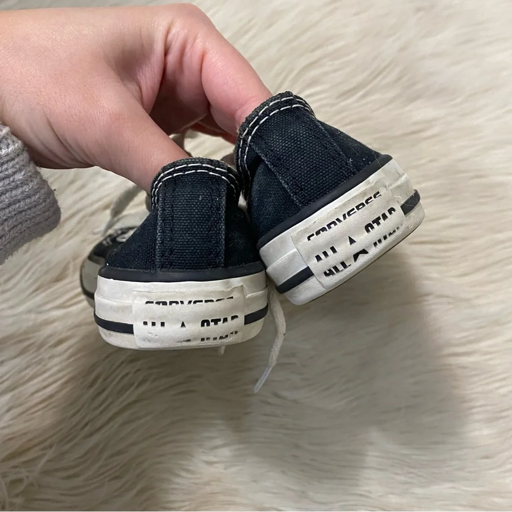 Converse black chuck