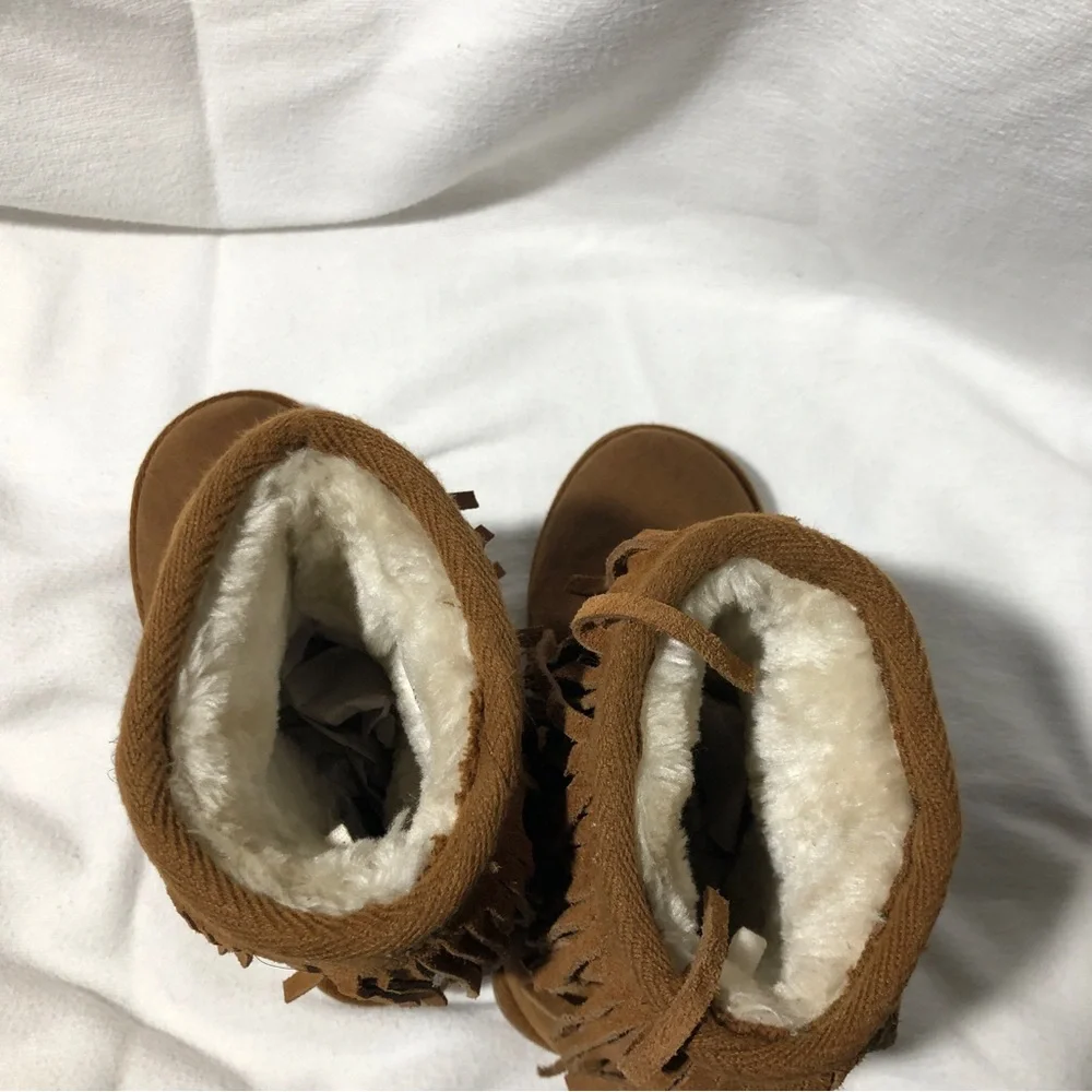 Justice fringe moccasin
