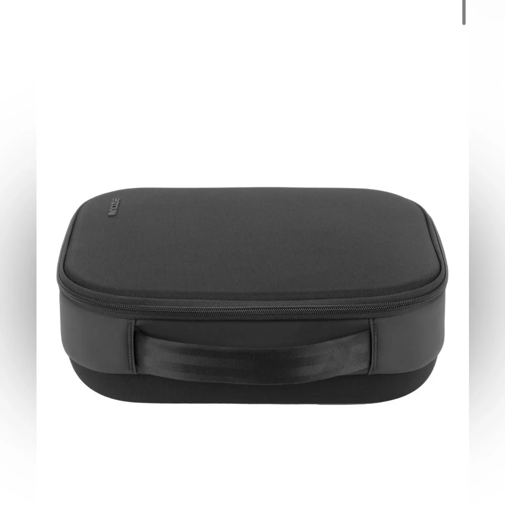 Incase - Carry Case for Meta Quest Pro - Black