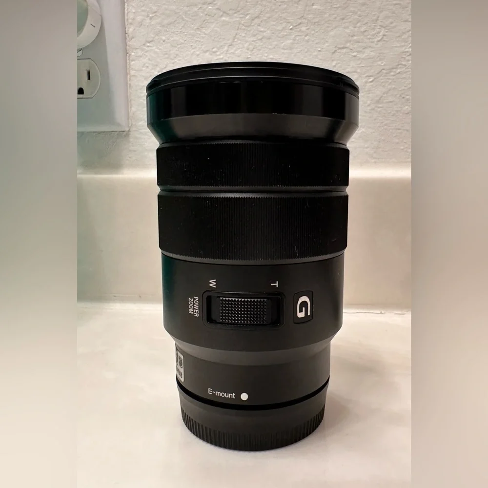 sony 18-105mm f/4 G master lens