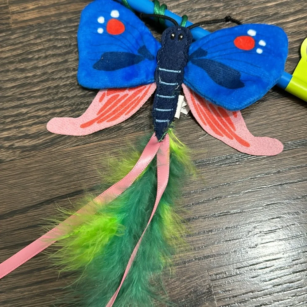 N/A toy crinkle available