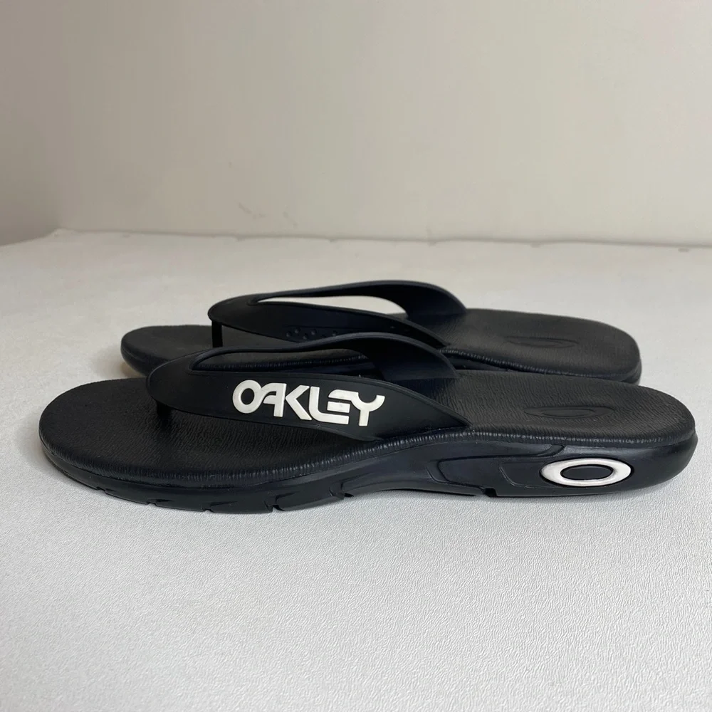 Oakley b1b flip