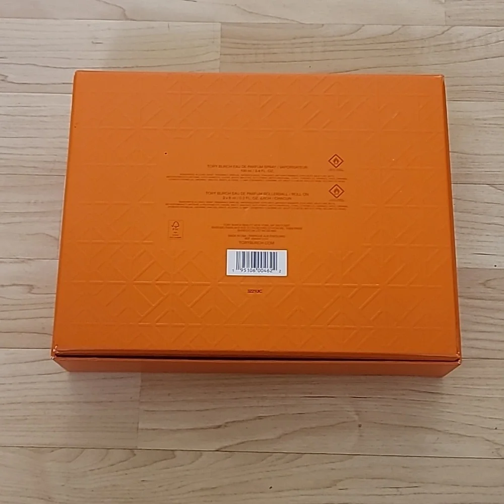 Tory Burch tory burch