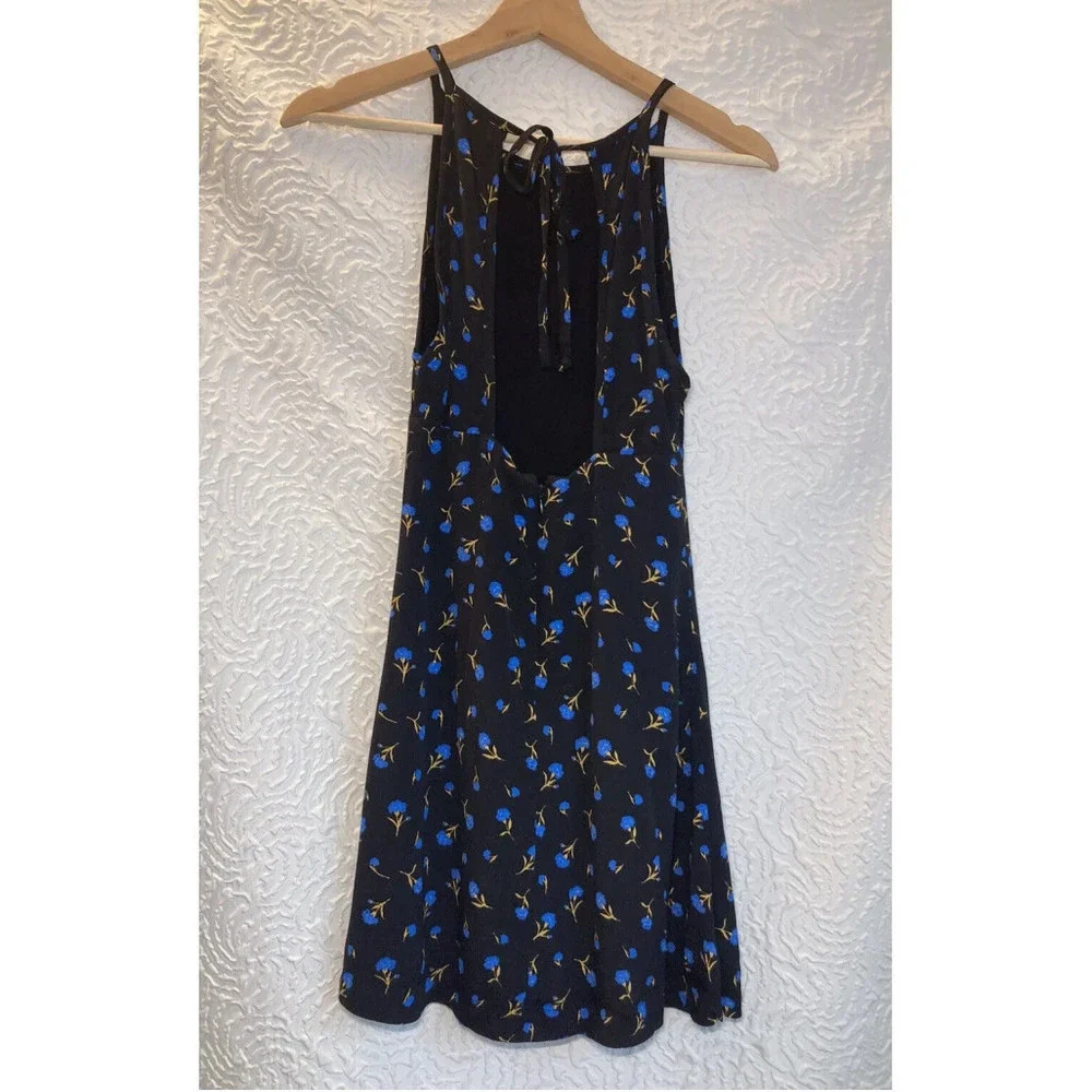 Urban Outfitters urban outfitters