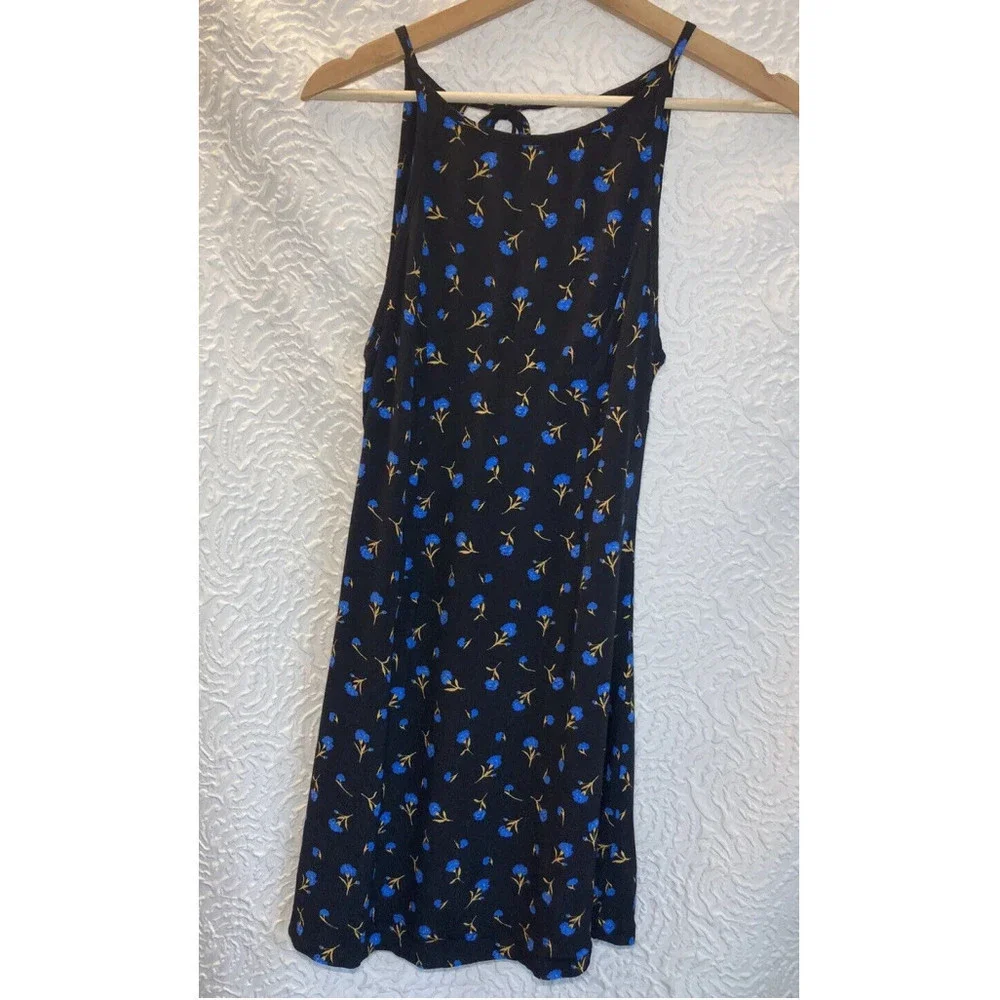 Urban Outfitters urban outfitters