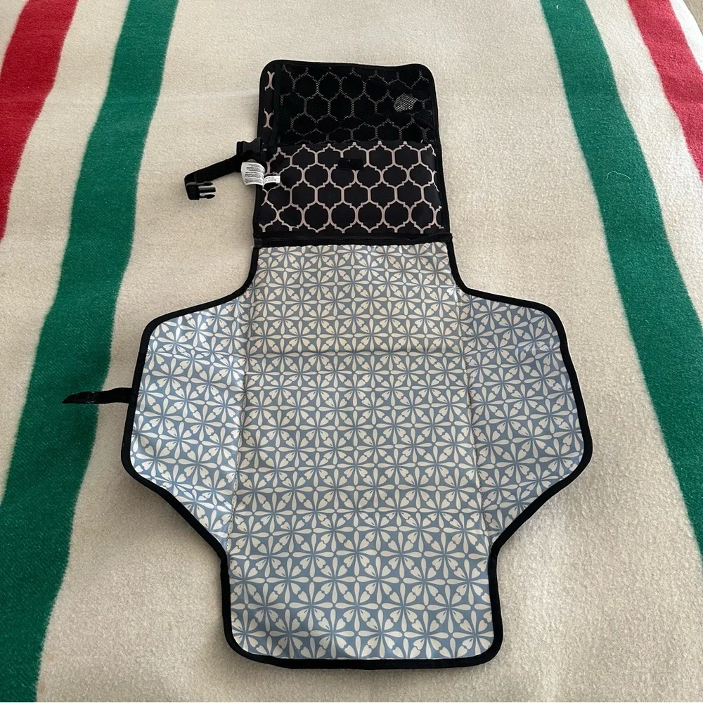 Skip Hop Dark Brown Patterned Portable Changing Pad