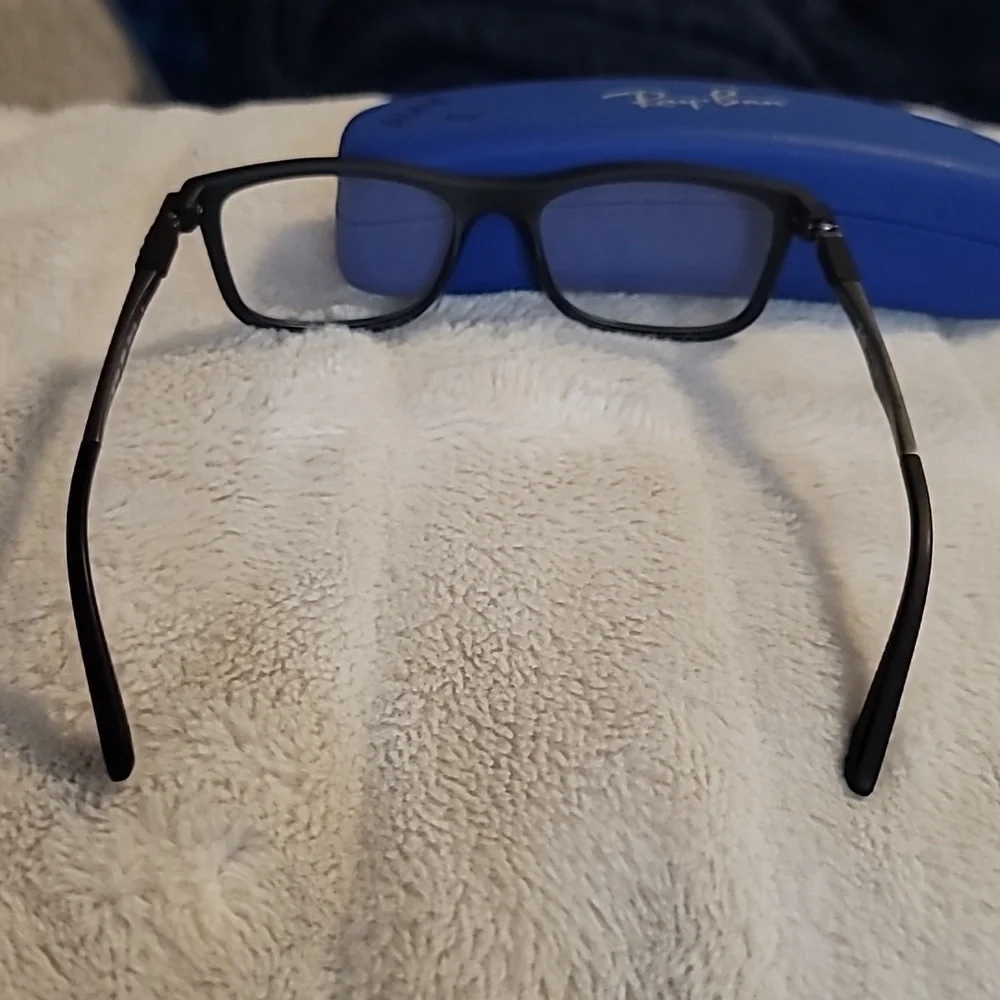 Ray-Ban ray band